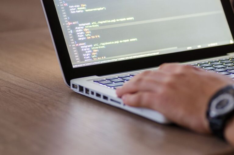 Robots.txt : Google rappelle les quatre règles qu&rsquo;il comprend vraiment